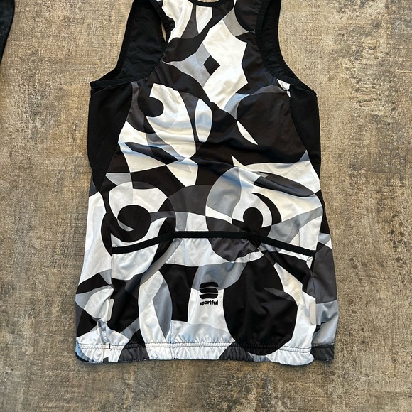 Cycling Camisole - Picture 2 of 3